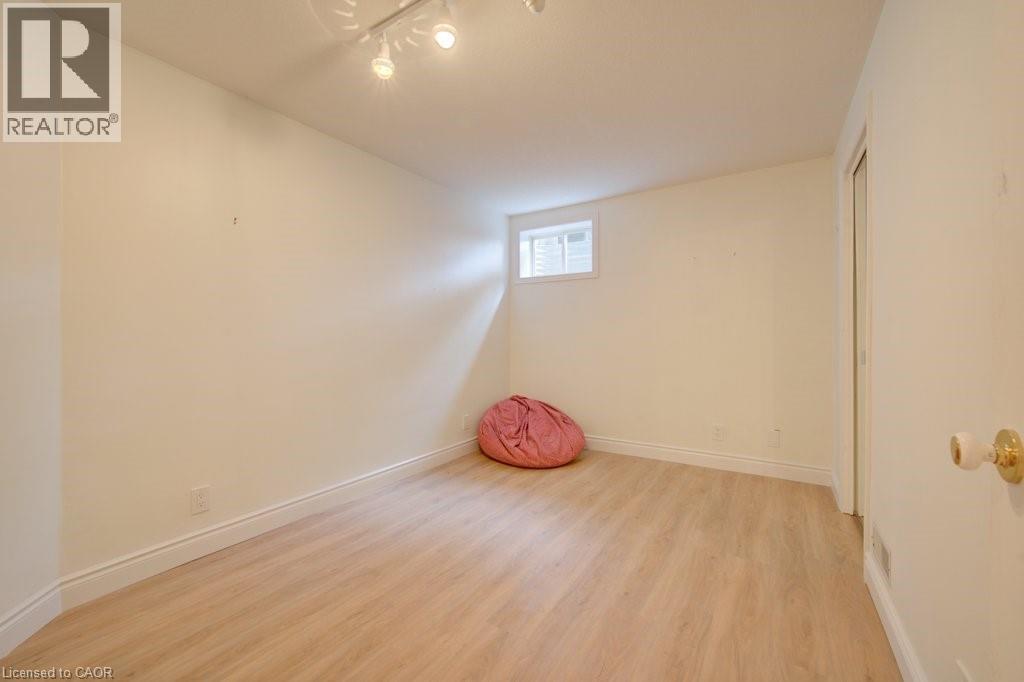 330 Lake Louise Boulevard, Waterloo, Ontario  N2V 2H4 - Photo 35 - 40847395