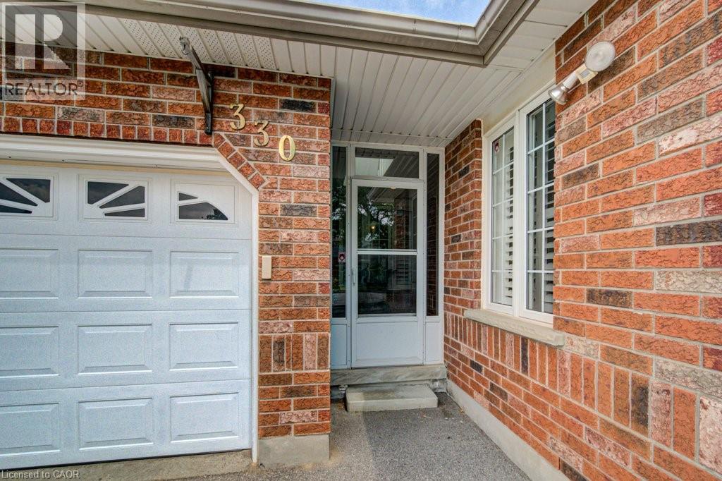 330 Lake Louise Boulevard, Waterloo, Ontario  N2V 2H4 - Photo 5 - 40847395