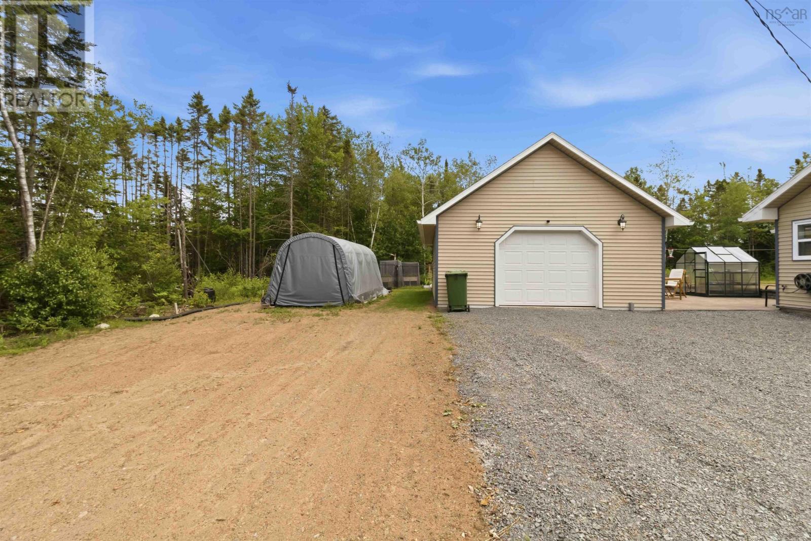19 Robyn Drive, Nine Mile River, Nova Scotia  B2S 2T3 - Photo 3 - 202617288