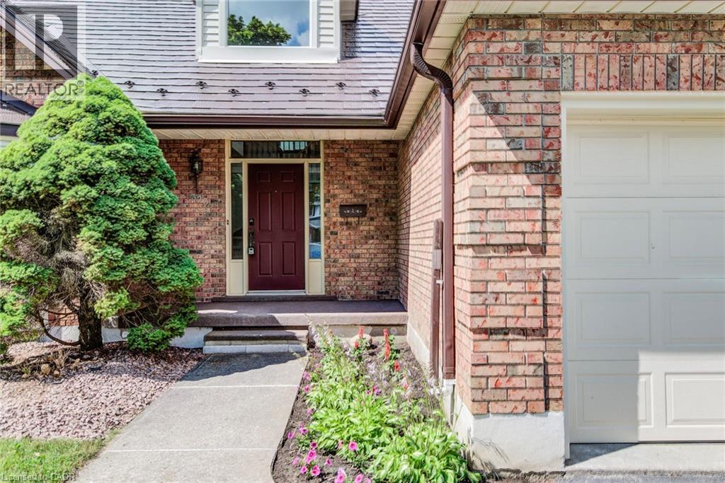 323 Auburn Drive, Waterloo, Ontario N2K 3E1 - Photo 5 - 40842506