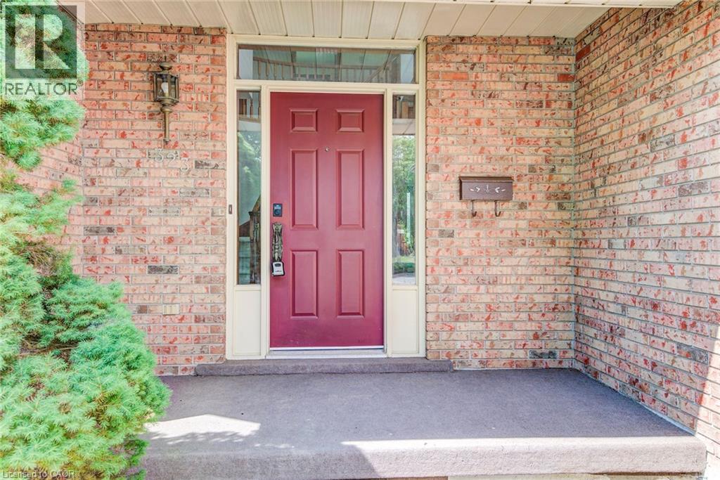 323 Auburn Drive, Waterloo, Ontario N2K 3E1 - Photo 6 - 40842506