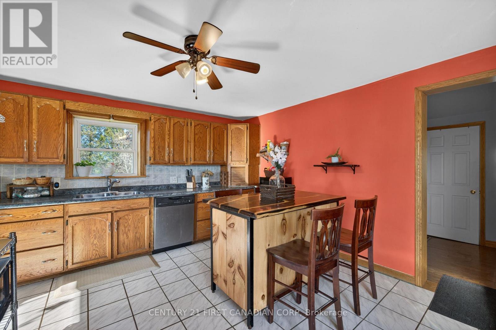 73309 Bluewater Highway, Bluewater, Ontario  N0M 2T0 - Photo 12 - X13555020