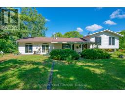 84 BEDFORD STREET, Westport, Ontario