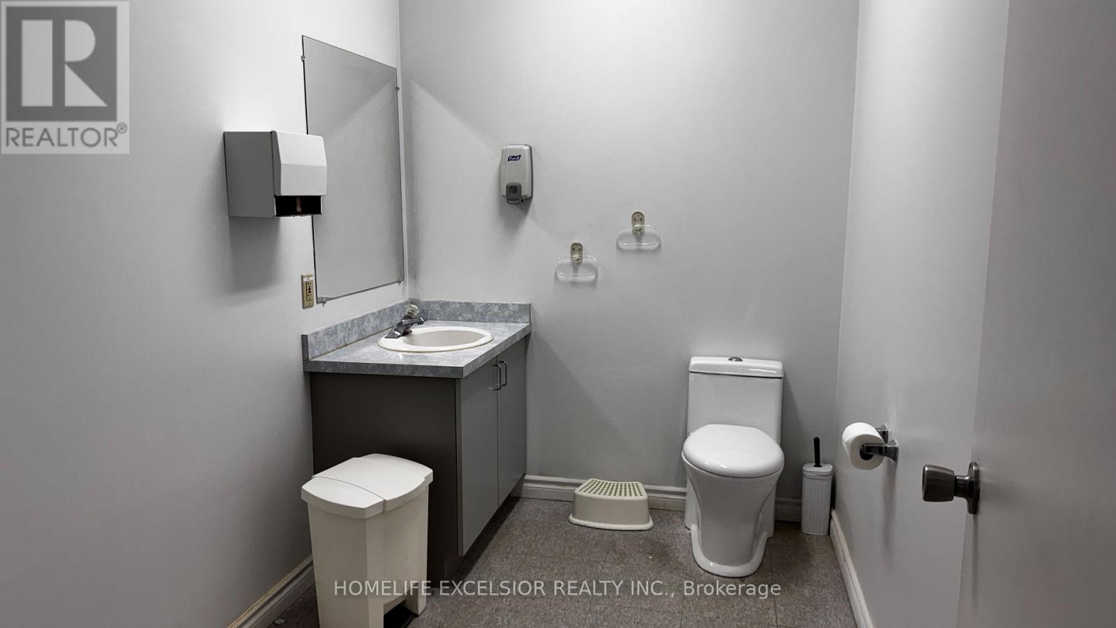 748-750 Gordon Baker Road, Toronto, Ontario  M2H 3B4 - Photo 20 - C13555064