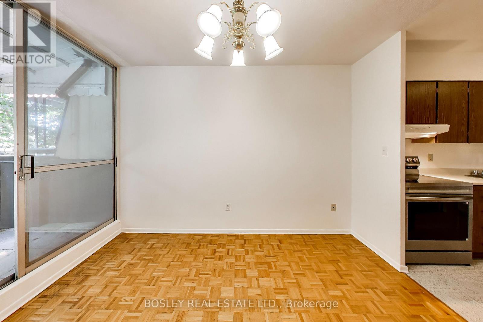 302 - 6 Crescent Town Road, Toronto, Ontario  M4C 5L3 - Photo 8 - E13555038