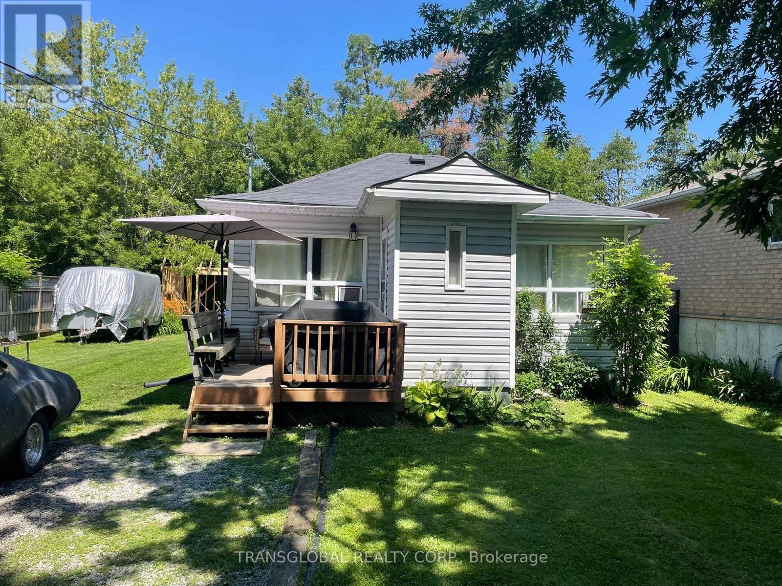 1014 Barton Avenue, Georgina, Ontario  L4P 3E9 - Photo 17 - N13555036