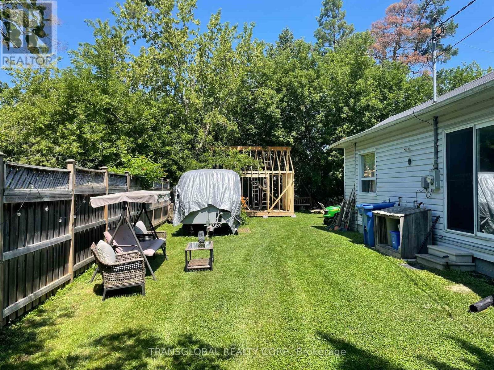 1014 Barton Avenue, Georgina, Ontario  L4P 3E9 - Photo 18 - N13555036