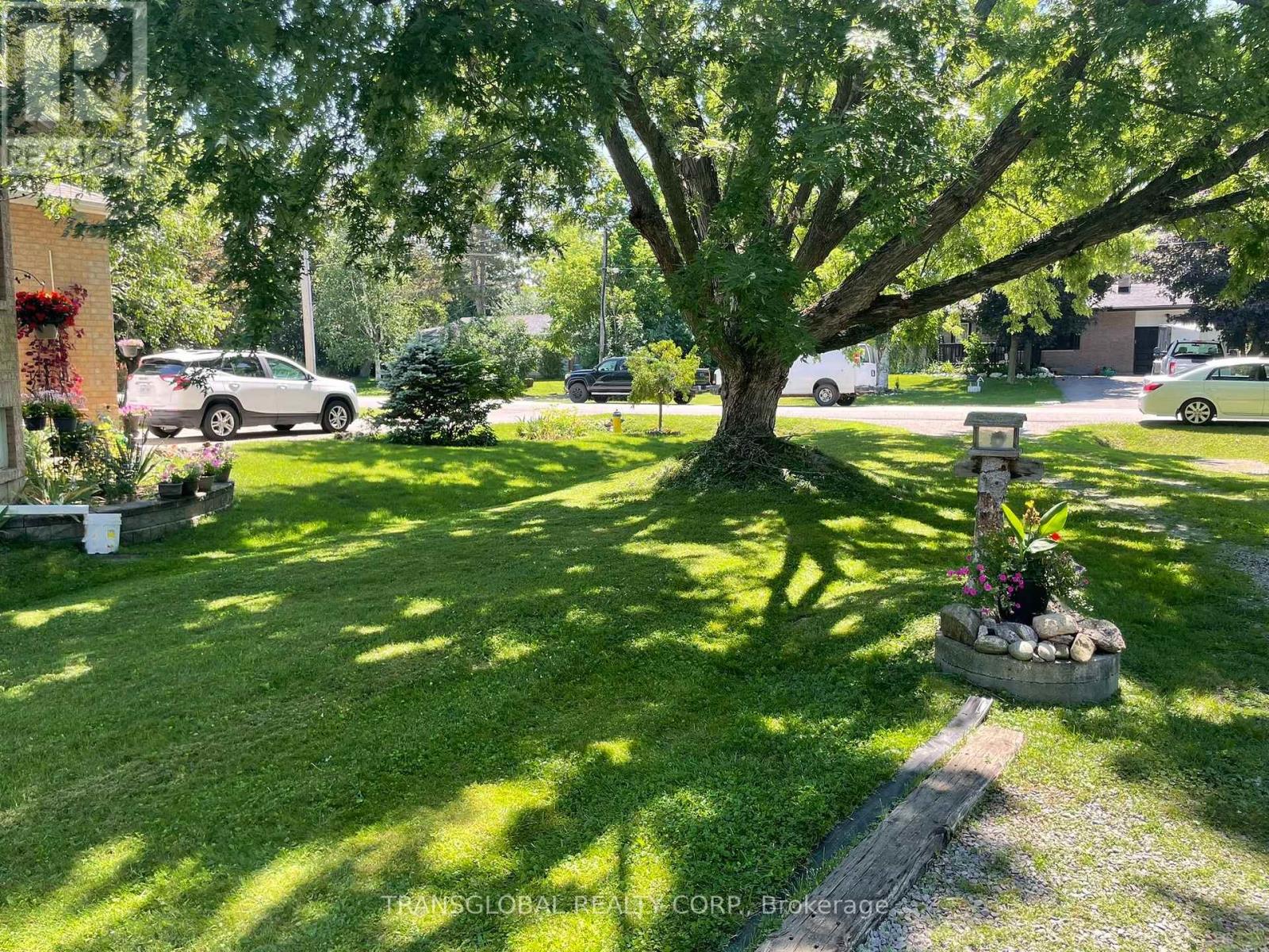 1014 Barton Avenue, Georgina, Ontario  L4P 3E9 - Photo 21 - N13555036