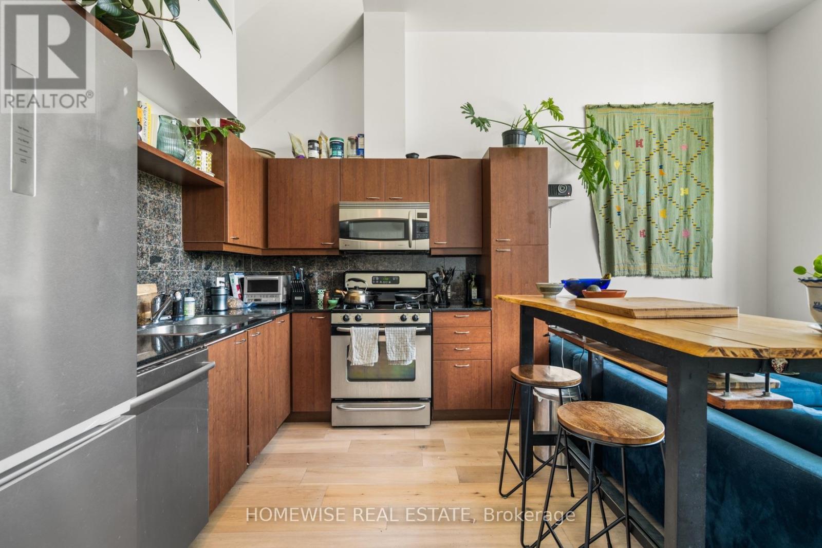 410 - 437 Roncesvalles Avenue, Toronto, Ontario  M6R 3B9 - Photo 4 - W13555060