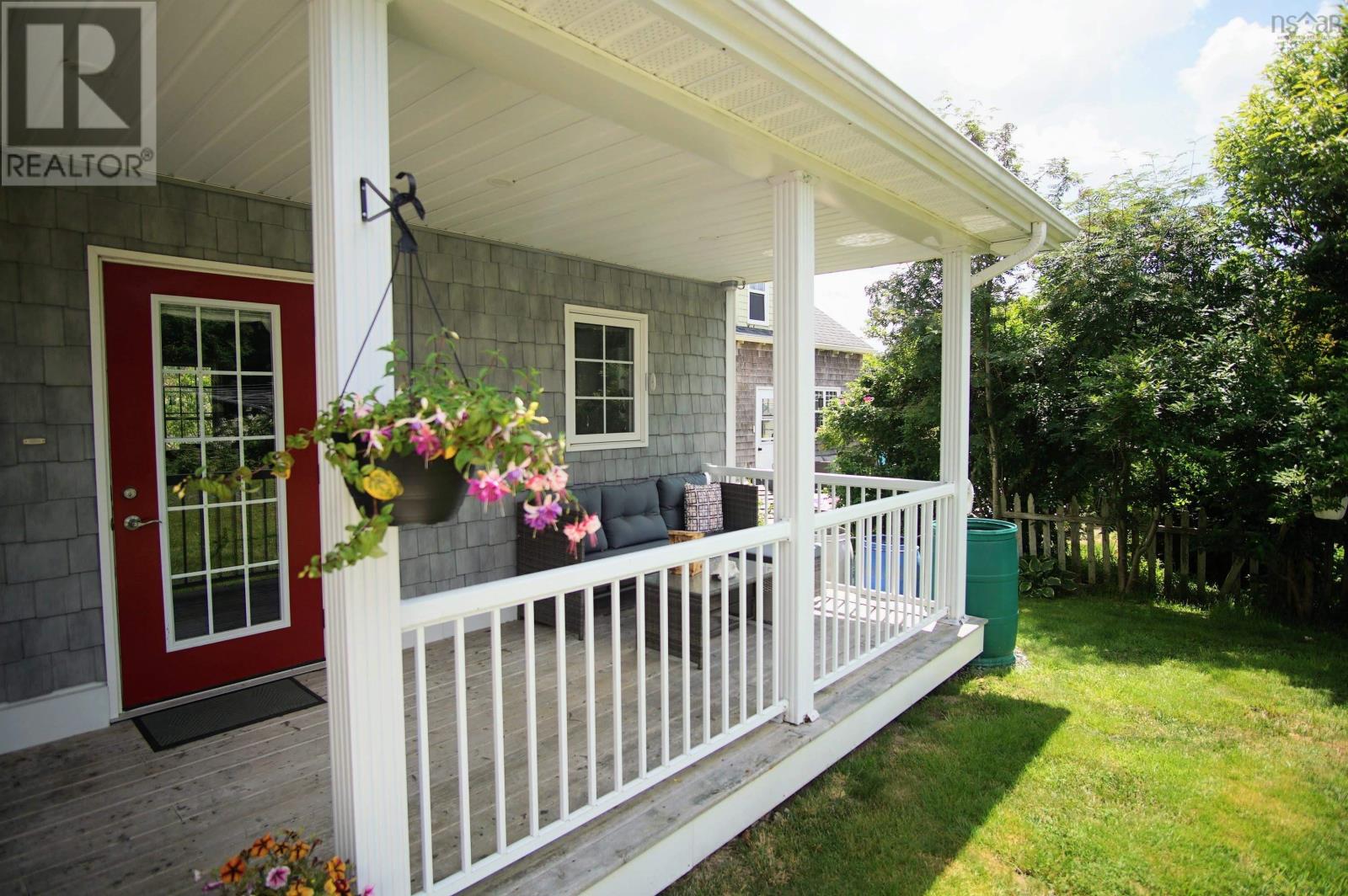 50 Church Street, Lockeport, Nova Scotia  B0T 1L0 - Photo 5 - 202608133