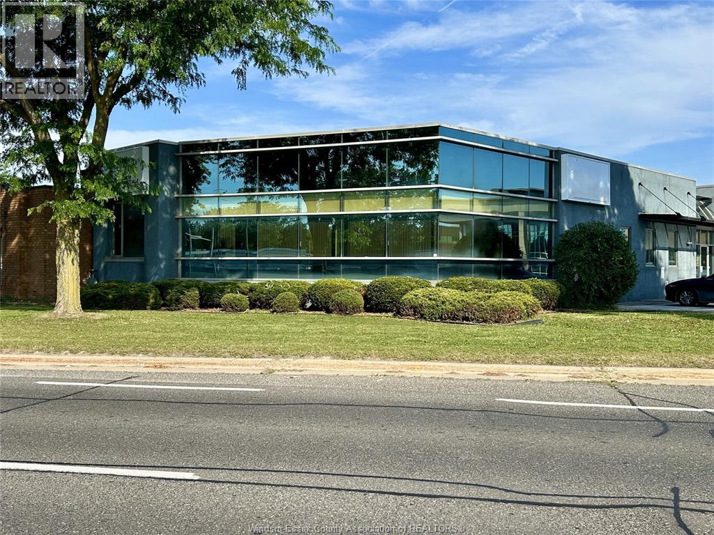 2575 OUELLETTE AVENUE Unit# 200, Windsor, Ontario