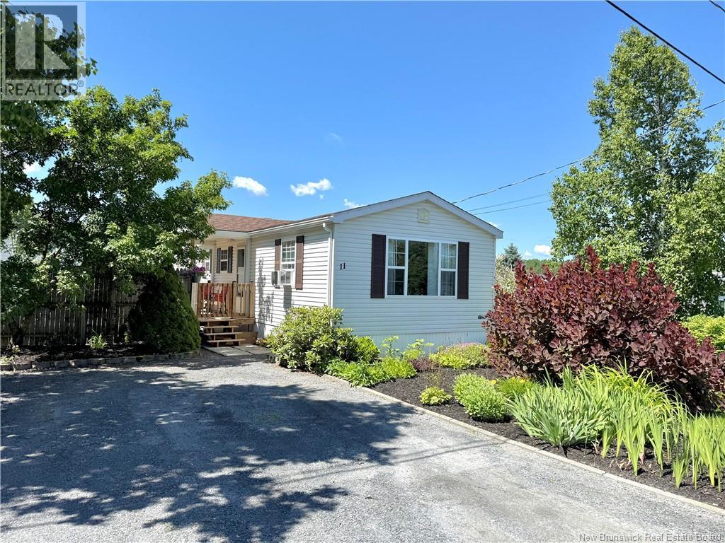 11 Pascal Street, saint-jacques, New Brunswick