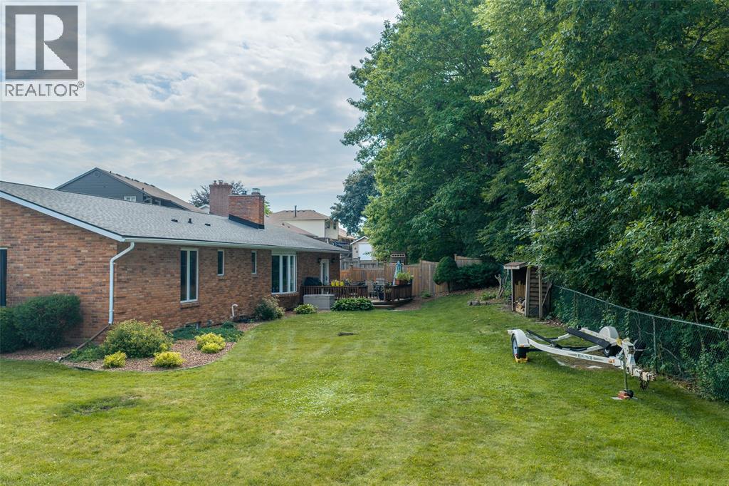 147 Fieldstone Avenue, St Clair photo 10