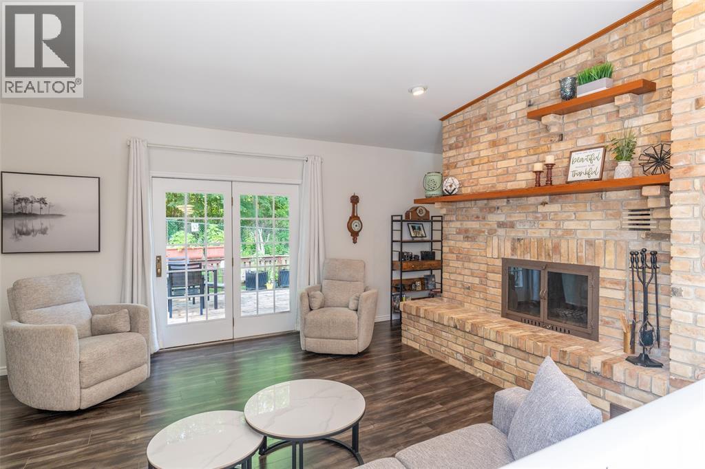 147 Fieldstone Avenue, St Clair photo 8