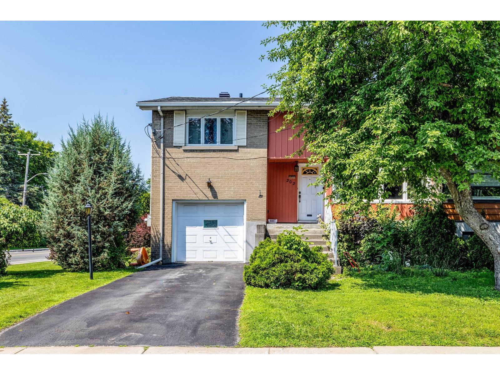 202 Av. Dahlia Dorval Quebec Canada H9S3N7 4