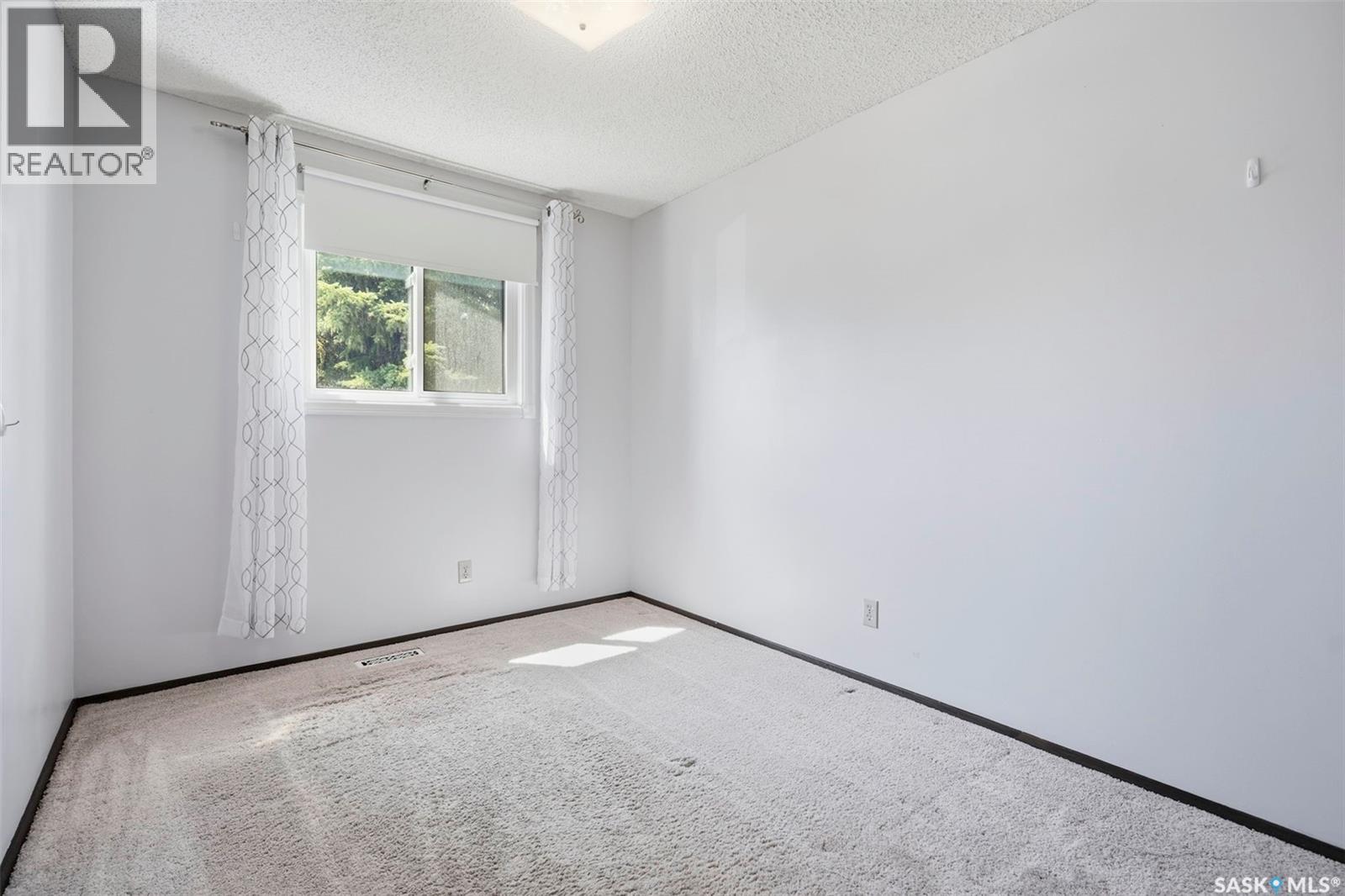 530 Wathaman Crescent, Saskatoon, Saskatchewan  S7K 4P9 - Photo 16 - SK042293