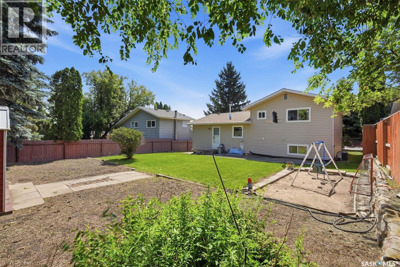 530 Wathaman Crescent, Saskatoon, Saskatchewan  S7K 4P9 - Photo 32 - SK042293