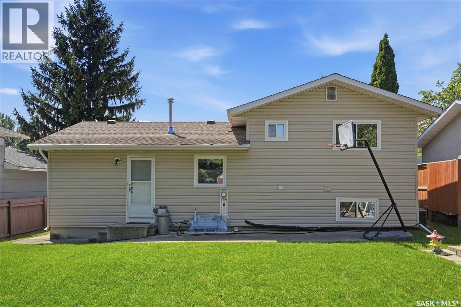 530 Wathaman Crescent, Saskatoon, Saskatchewan  S7K 4P9 - Photo 36 - SK042293