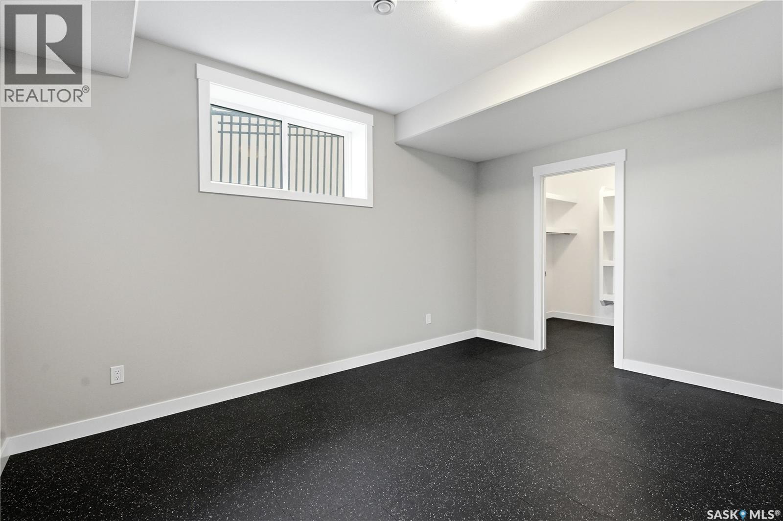 579 Boykowich Crescent, Saskatoon, Saskatchewan  S7W 0S5 - Photo 46 - SK042171