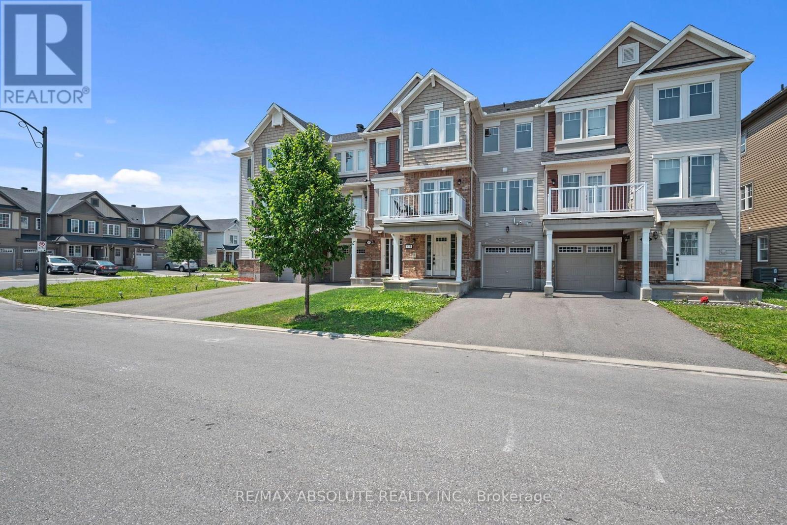 374 WILLOW ASTER CIRCLE, Ottawa
