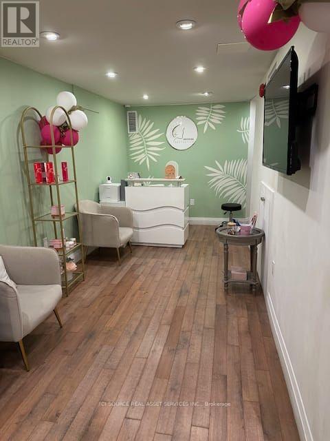Lower Level - 823a Bloor Street W, Toronto, Ontario  M6G 1M1 - Photo 3 - C13555134