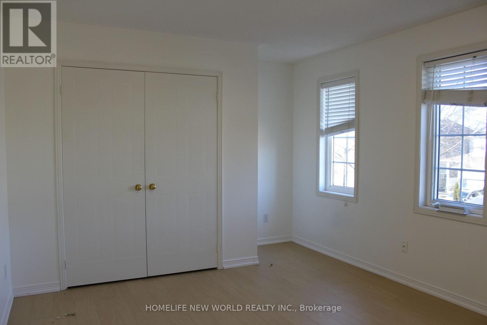 31 Barkwood Hollow, Markham (Berczy), Ontario  L6C 2J8 - Photo 15 - N13555112