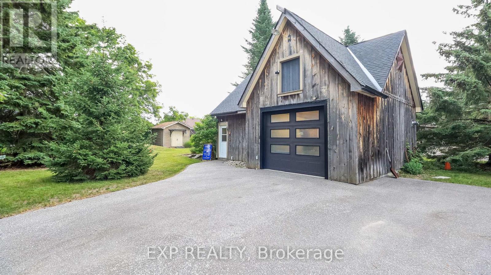 1723 George Johnston Road, Springwater (Minesing), Ontario  L0L 1Y0 - Photo 4 - S13555116