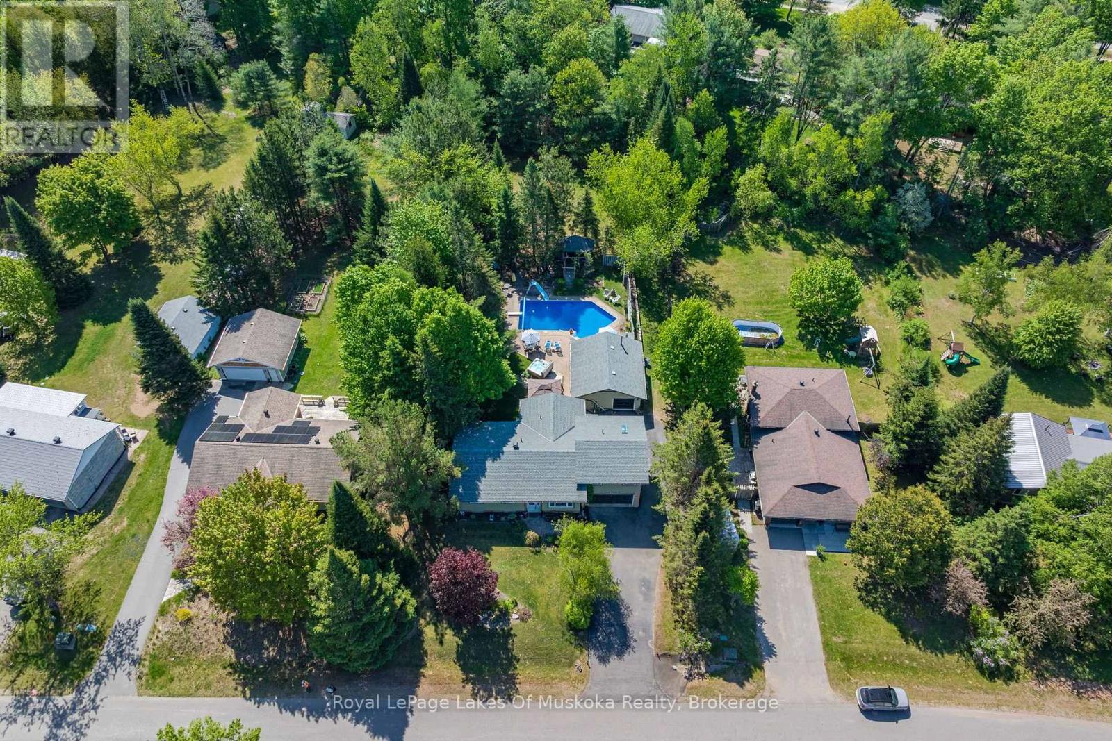 46 Meadow Heights Drive, Bracebridge, Ontario  P1L 1A2 - Photo 1 - X13555118