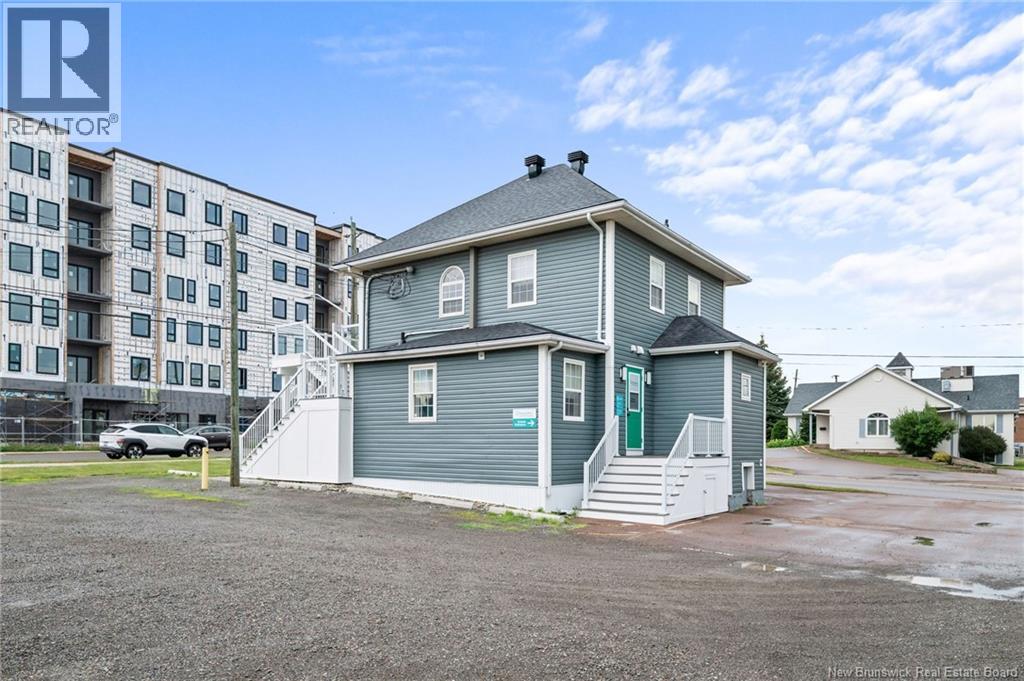 100 Champlain Street, Dieppe, New Brunswick  E1A 1N6 - Photo 44 - NB143657