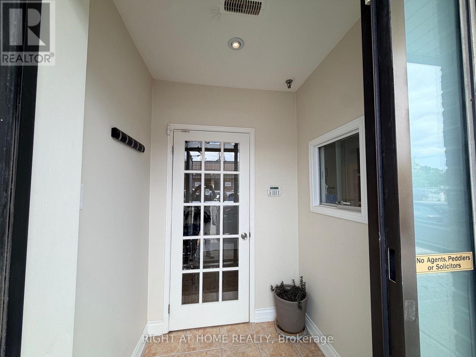 55 - 101 Toro Road, Toronto, Ontario  M3J 2Z1 - Photo 6 - W13555098