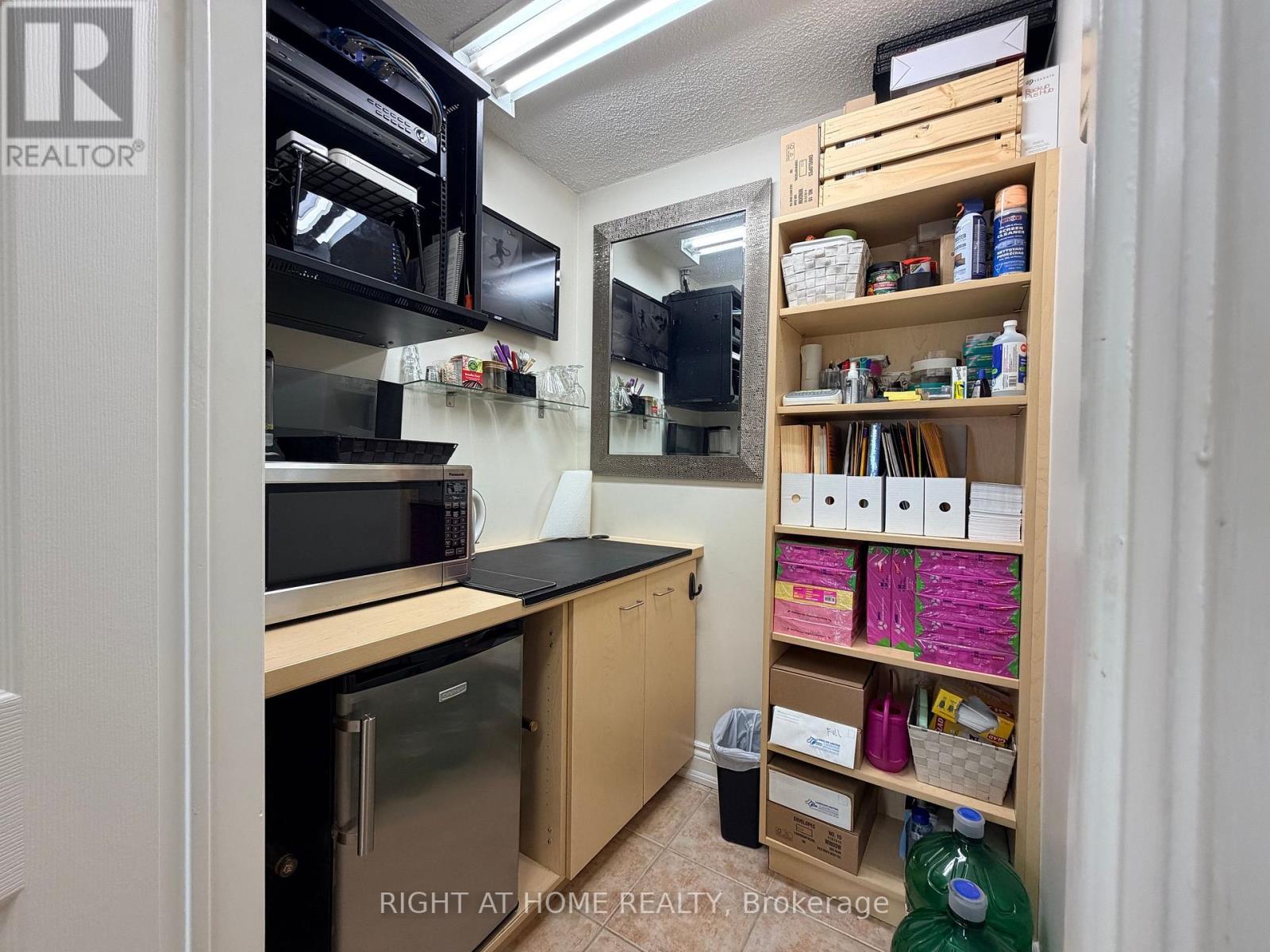 55 - 101 Toro Road, Toronto, Ontario  M3J 2Z1 - Photo 7 - W13555098
