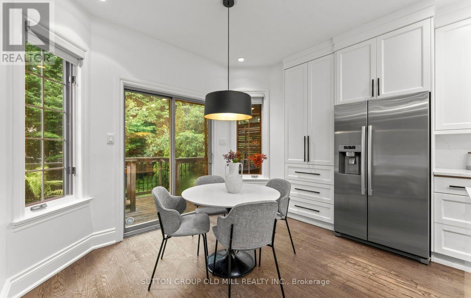 162 Brentwood Road N, Toronto, Ontario  M8X 2C9 - Photo 21 - W13555120