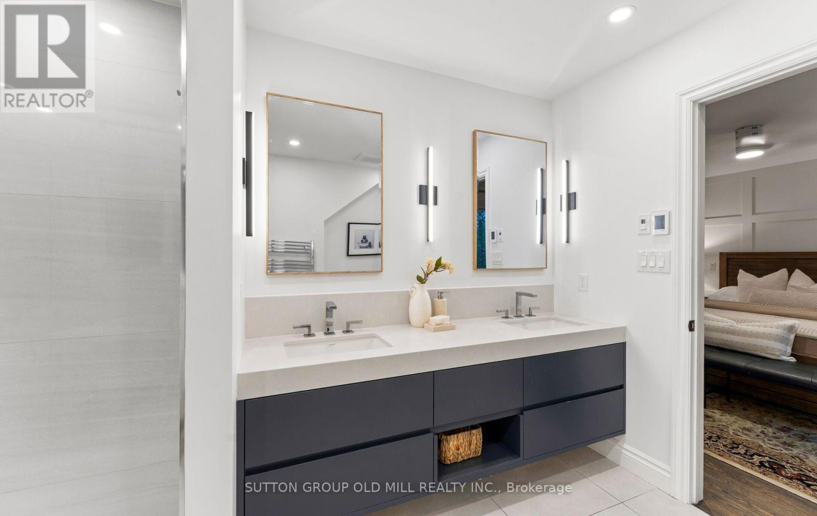 162 Brentwood Road N, Toronto, Ontario  M8X 2C9 - Photo 31 - W13555120