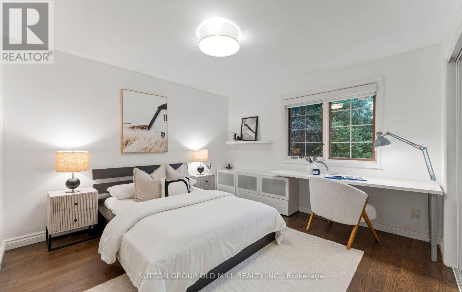 162 Brentwood Road N, Toronto, Ontario  M8X 2C9 - Photo 37 - W13555120
