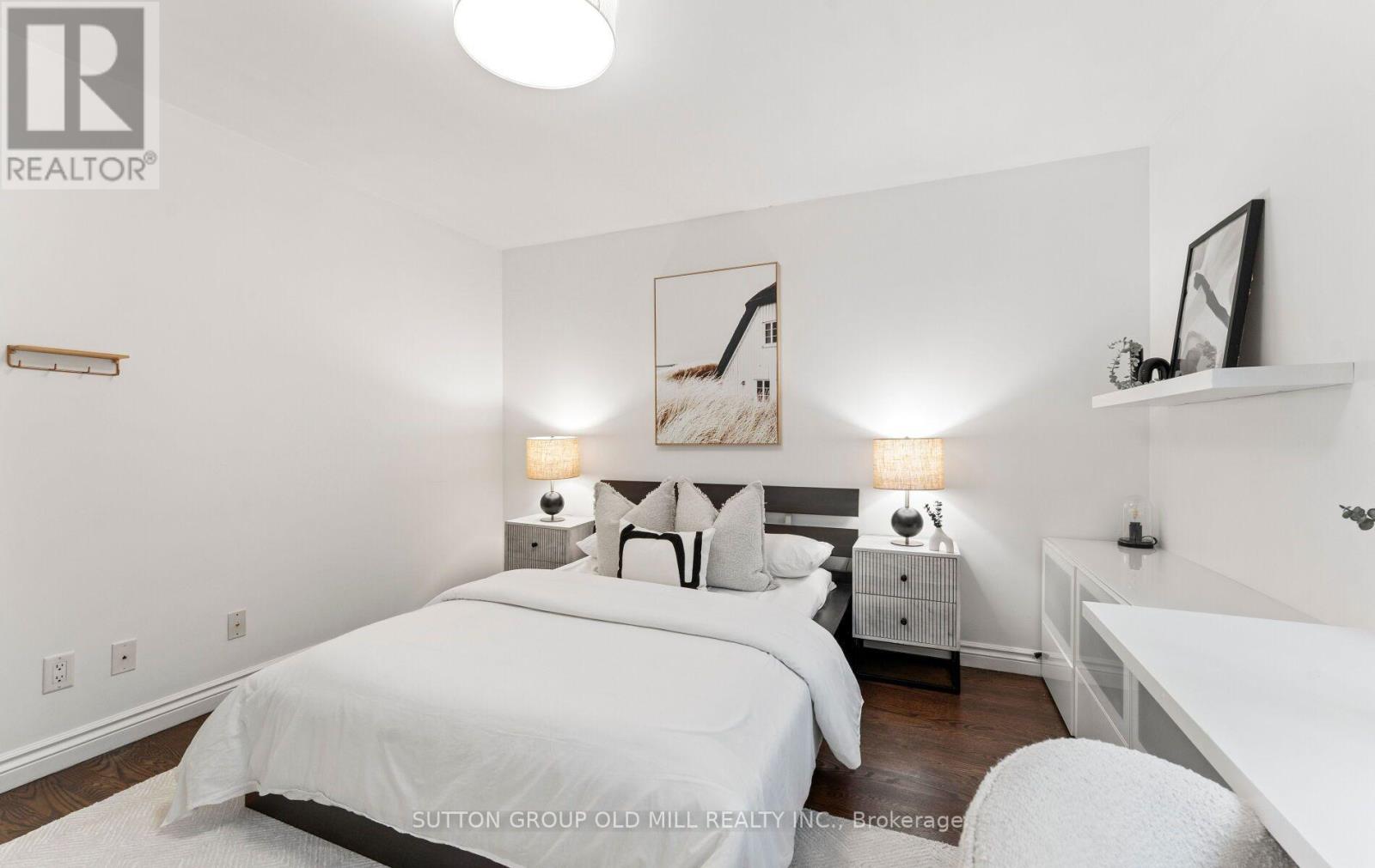 162 Brentwood Road N, Toronto, Ontario  M8X 2C9 - Photo 38 - W13555120