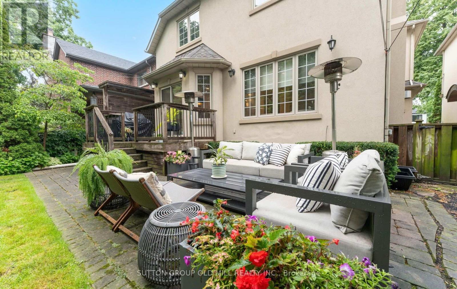 162 Brentwood Road N, Toronto, Ontario  M8X 2C9 - Photo 47 - W13555120