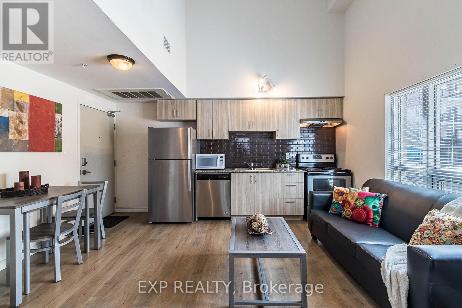 G116 - 275 Larch Street, Waterloo, Ontario N2L 3R2 - Photo 10 - X13555110