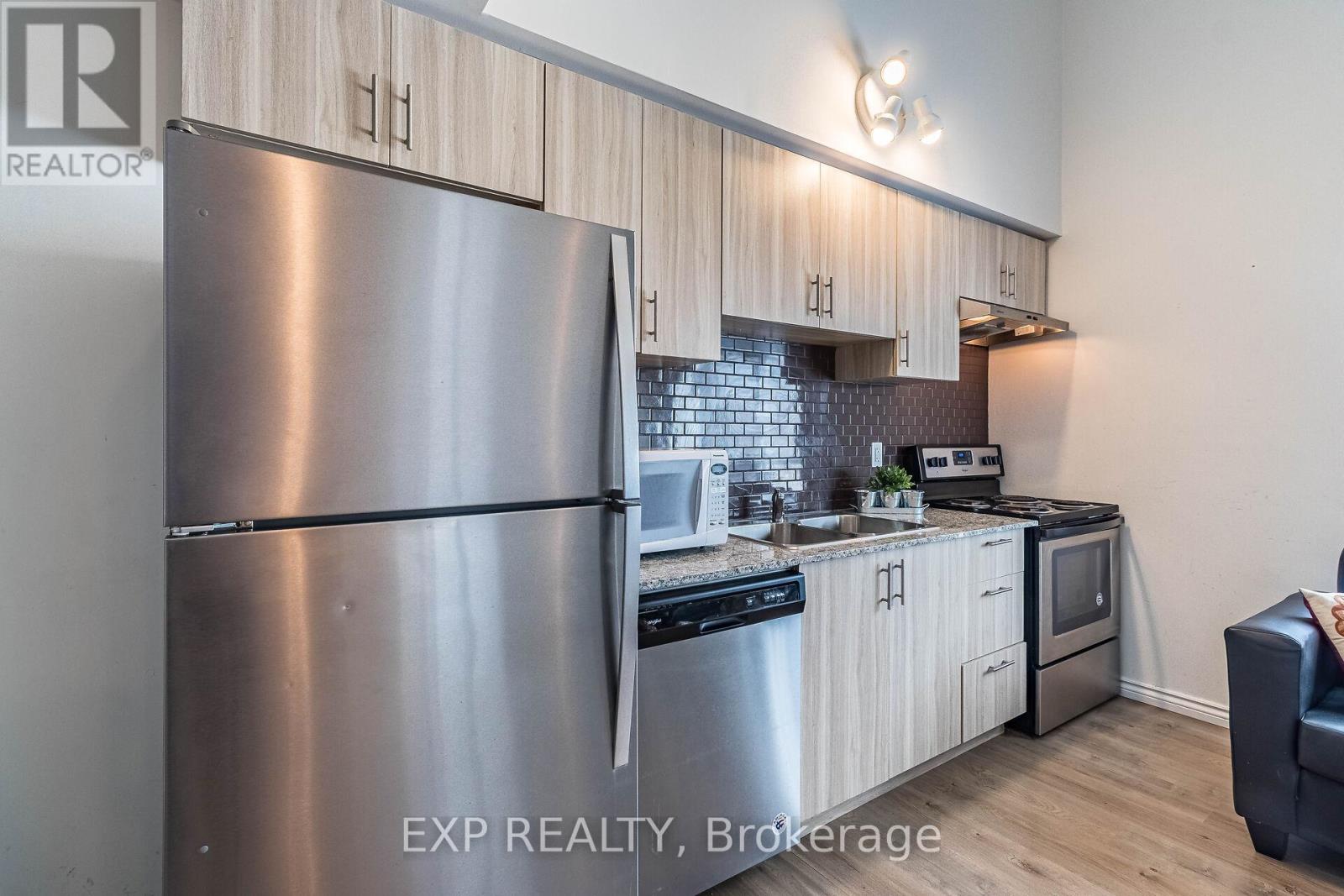 G116 - 275 Larch Street, Waterloo, Ontario N2L 3R2 - Photo 15 - X13555110