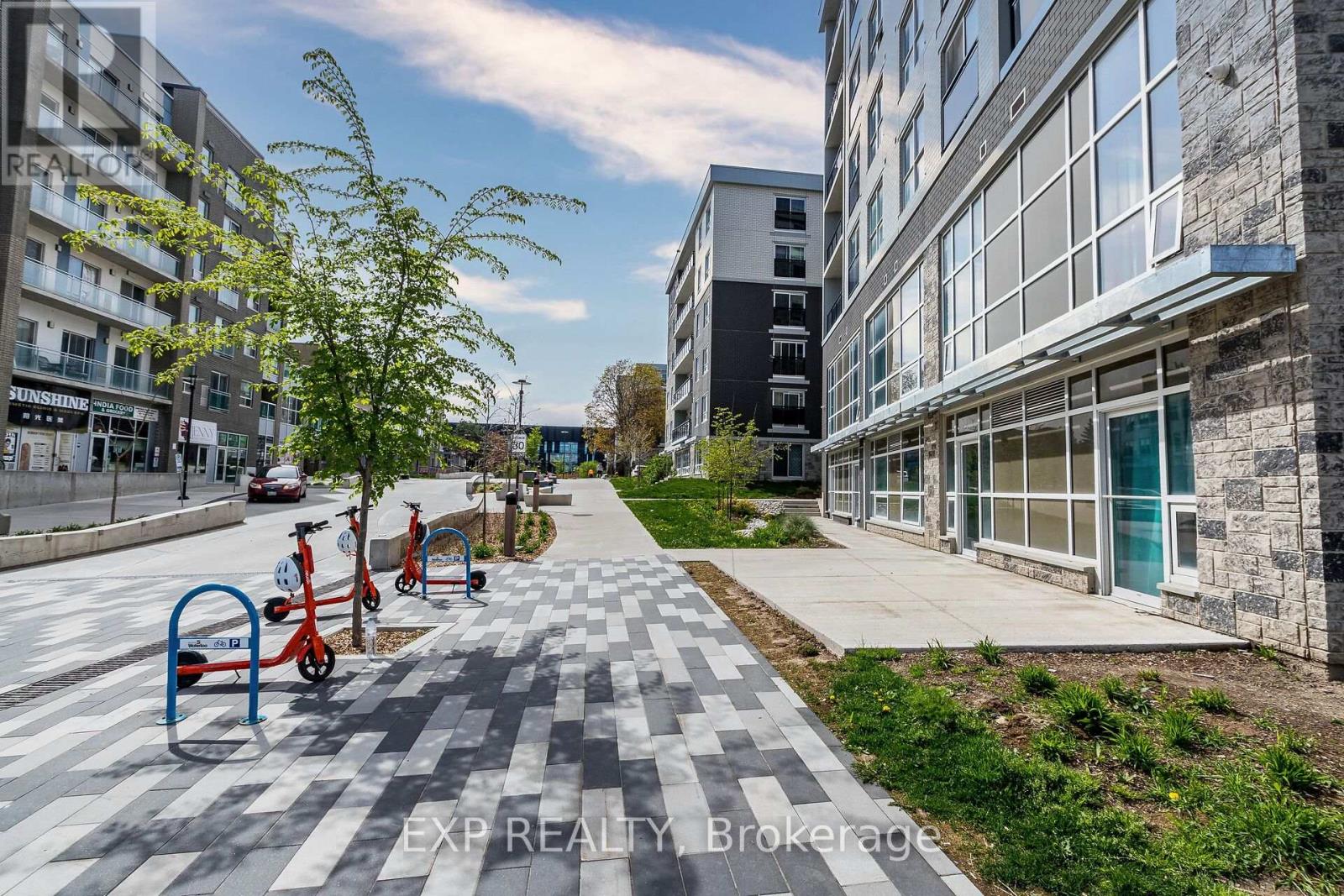 G116 - 275 Larch Street, Waterloo, Ontario N2L 3R2 - Photo 4 - X13555110
