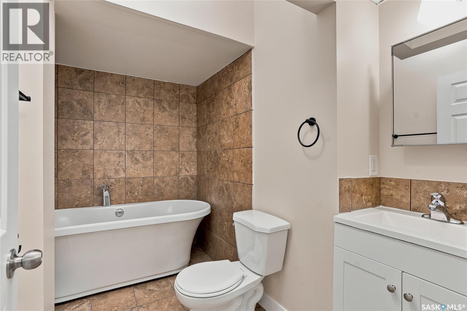 1016 K Avenue N, Saskatoon, Saskatchewan  S7L 2N6 - Photo 17 - SK042269