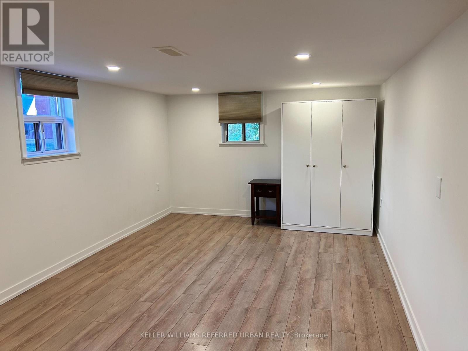 Lower - 7 Ashmore Avenue, Toronto, Ontario  M8Z 4C5 - Photo 7 - W13449448