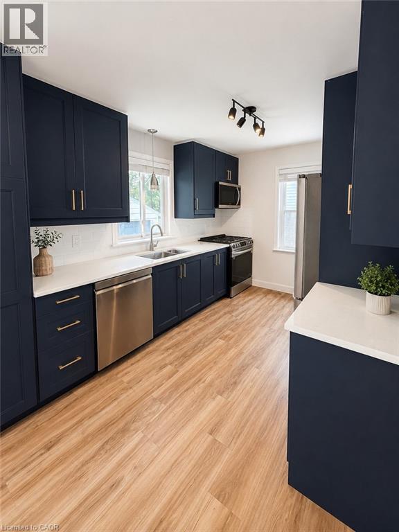 355 East 36th Street, Hamilton, Ontario  L8V 3Z9 - Photo 9 - 40847417