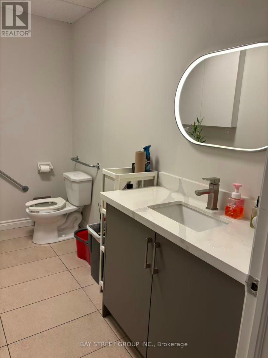 15 - 865 York Mills Road, Toronto, Ontario  M3B 1Y6 - Photo 7 - C13555150