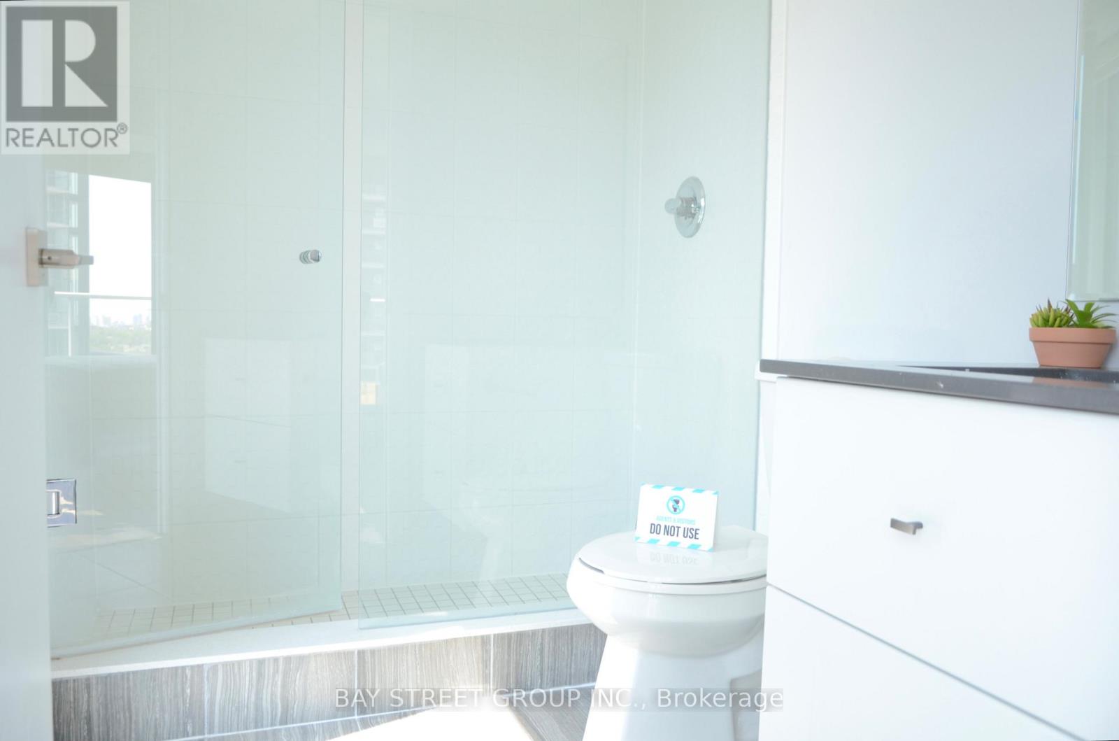 #1009e - 555 Wilson Avenue, Toronto, Ontario M3H 0C5 - Photo 8 - C13555168