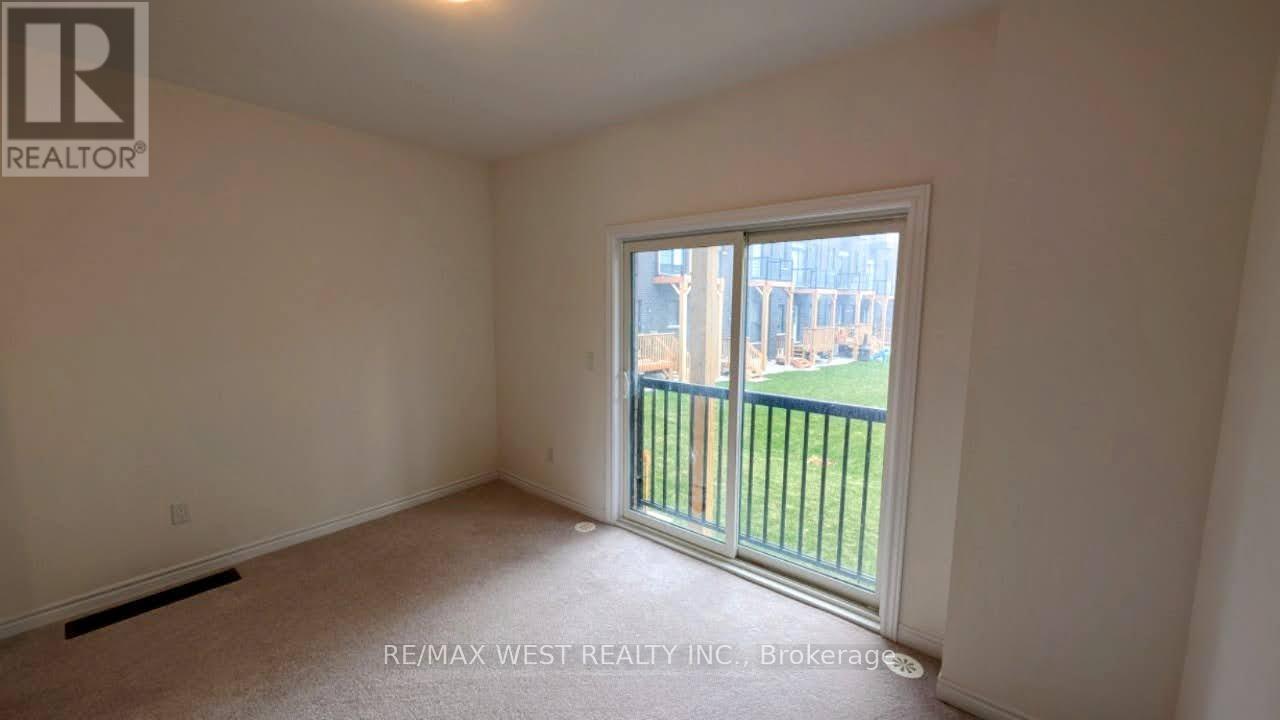 106 Wascana Road, Vaughan, Ontario  L4L 1A7 - Photo 6 - N13555196