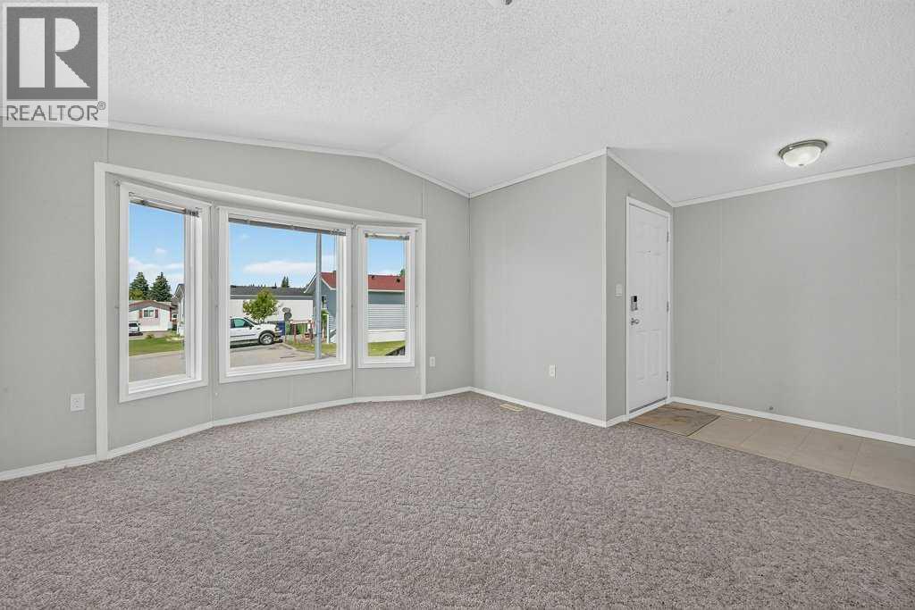 206 2 Avenue SE, Diamond Valley, Alberta  T0L 0H0 - Photo 8 - A2327933
