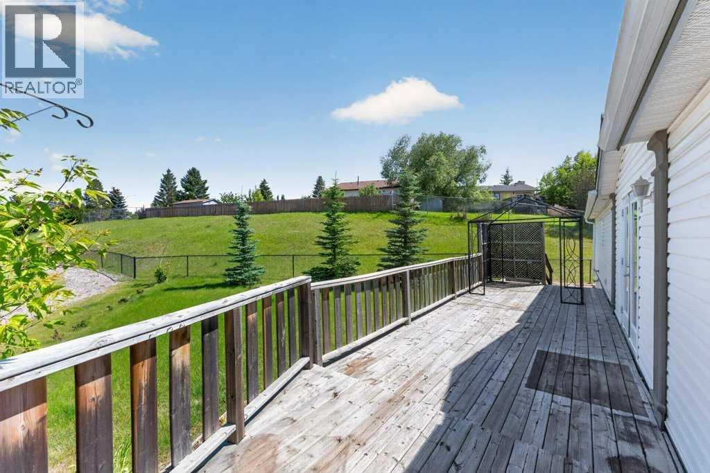 206 2 Avenue SE, Diamond Valley, Alberta  T0L 0H0 - Photo 36 - A2327933