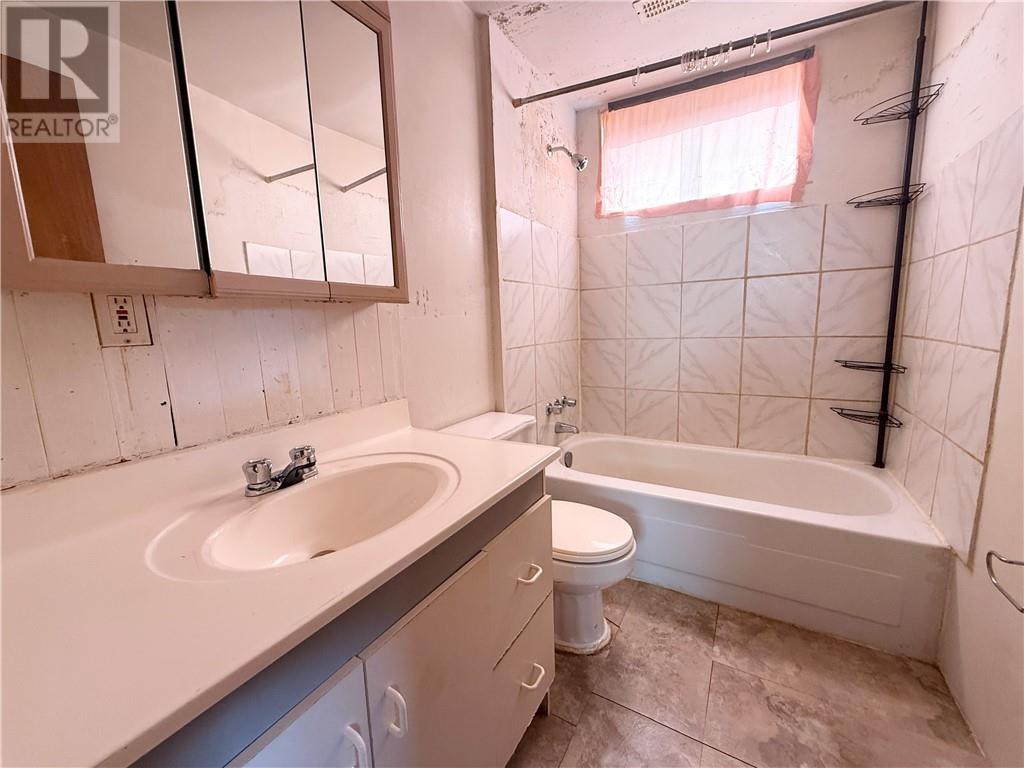 2359 Emily, Sudbury, Ontario  P3A 2K9 - Photo 10 - 2129134