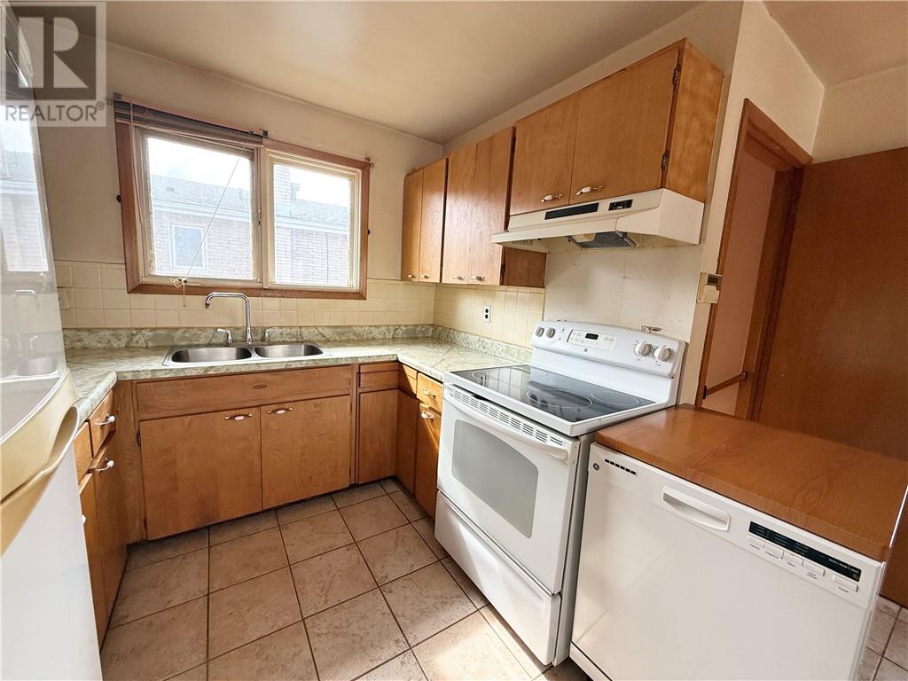 2359 Emily, Sudbury, Ontario  P3A 2K9 - Photo 4 - 2129134