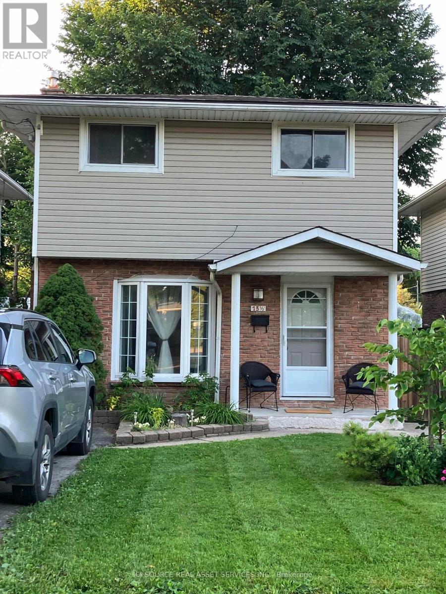 13 1/2 NORTHGLEN AVENUE, St. Catharines (Port Weller)